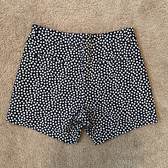 SPANX Sunshine Shorts-Medium - Picture 2 of 4